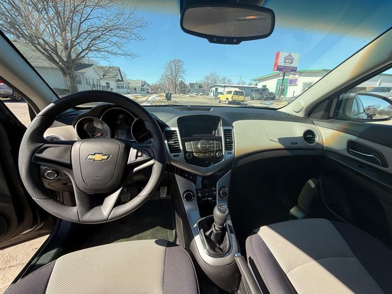 Chevrolet Cruze LS Manual 2014