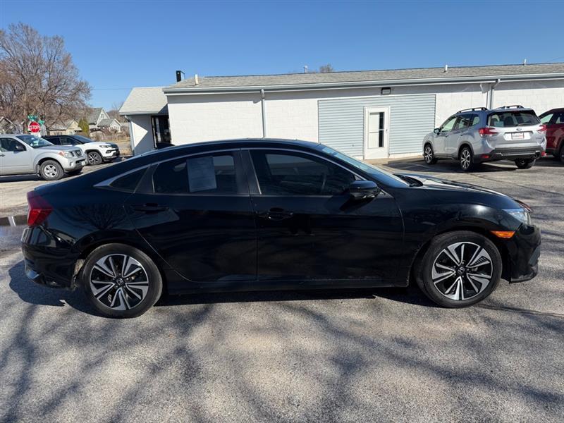Honda Civic EX-T Sedan CVT 2016