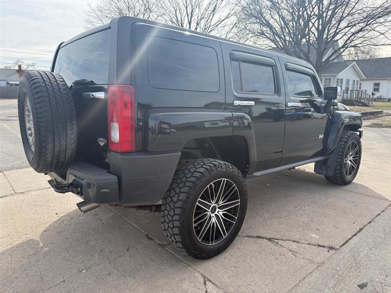 HUMMER H3 Base 2008
