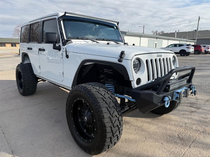 Jeep Wrangler Unlimited Sahara 4WD 2014