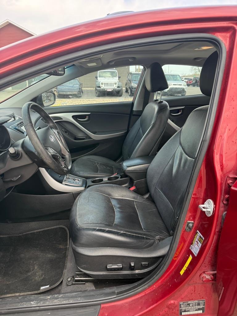 Hyundai Elantra GLS M/T 2013