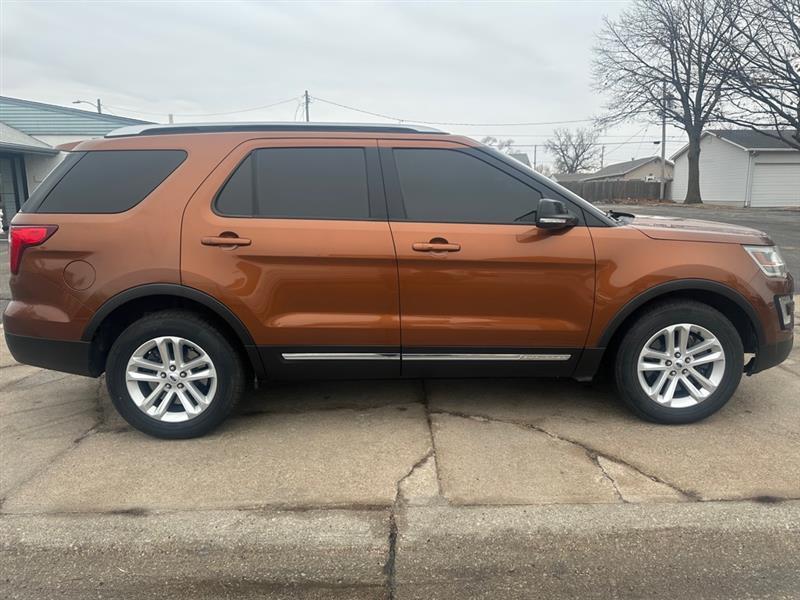 Ford Explorer XLT FWD 2017