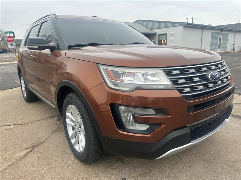 Ford Explorer XLT FWD 2017