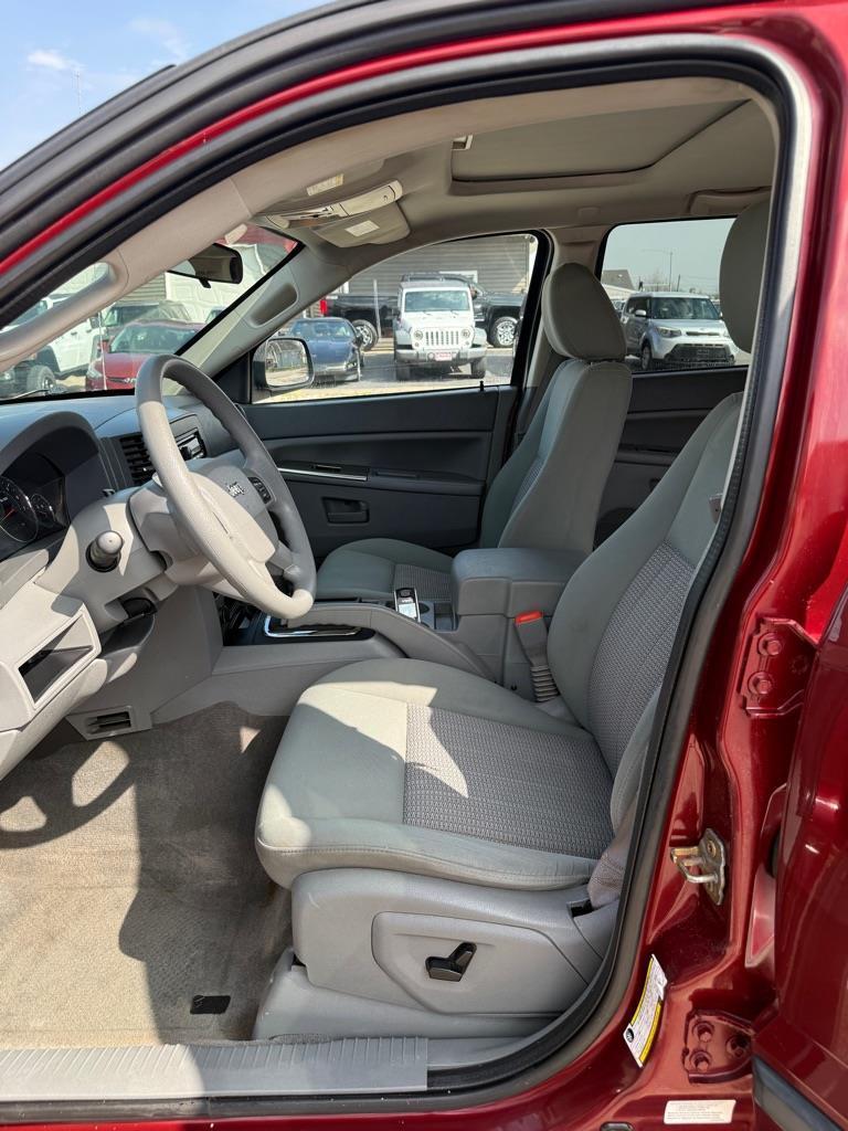 Jeep Grand Cherokee Laredo 4WD 2007