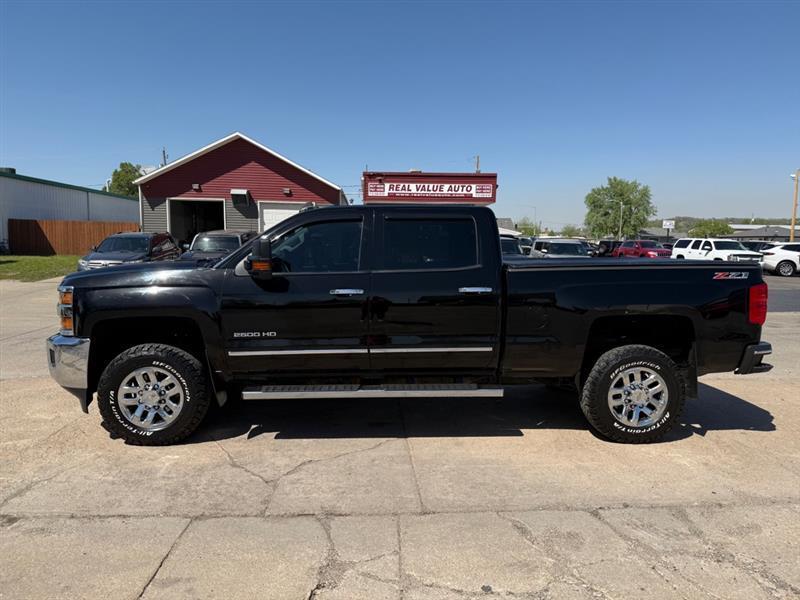 Chevrolet Silverado 2500HD LT Crew Cab 4WD 2015