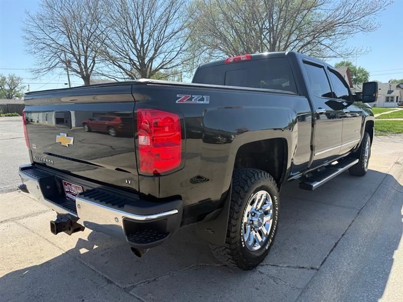 Chevrolet Silverado 2500HD LT Crew Cab 4WD 2015