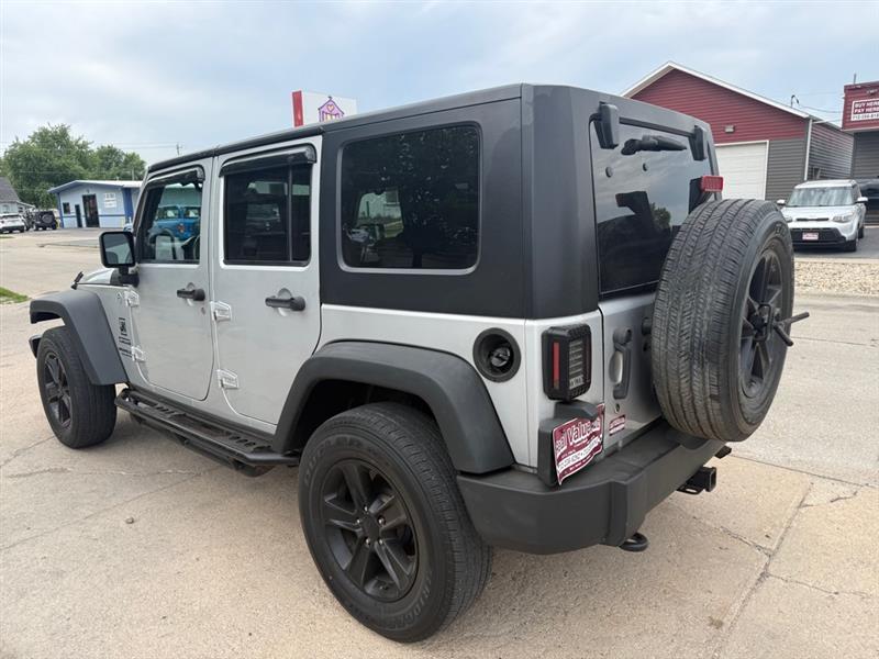 Jeep Wrangler Unlimited Sport 4WD 2010