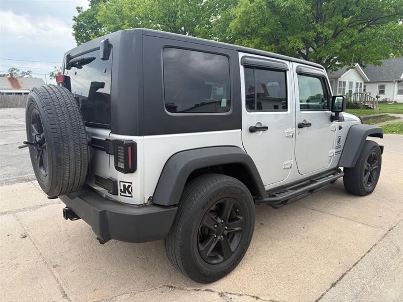 Jeep Wrangler Unlimited Sport 4WD 2010