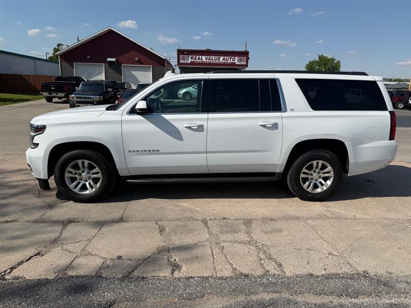 Chevrolet Suburban LT 4WD 2016