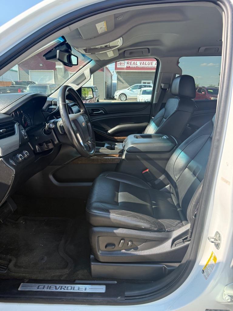 Chevrolet Suburban LT 4WD 2016
