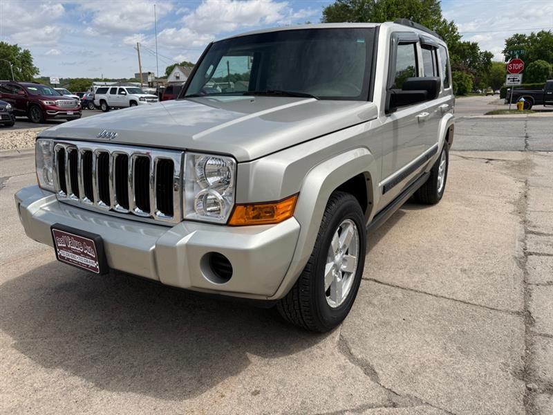 2008 Jeep Commander Sport 4WD