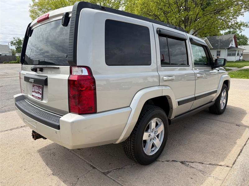 Jeep Commander Sport 4WD 2008