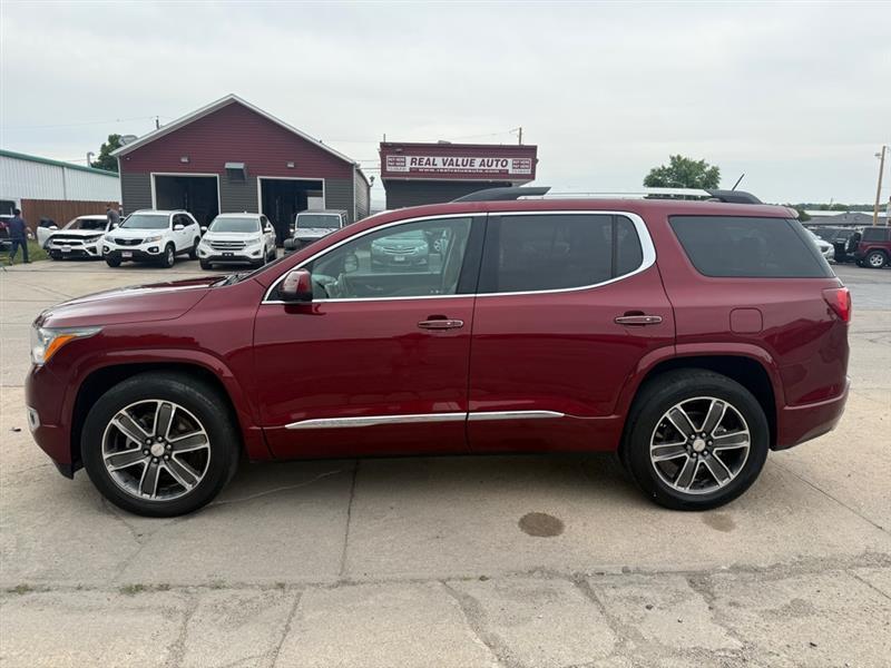 GMC Acadia Denali AWD 2017