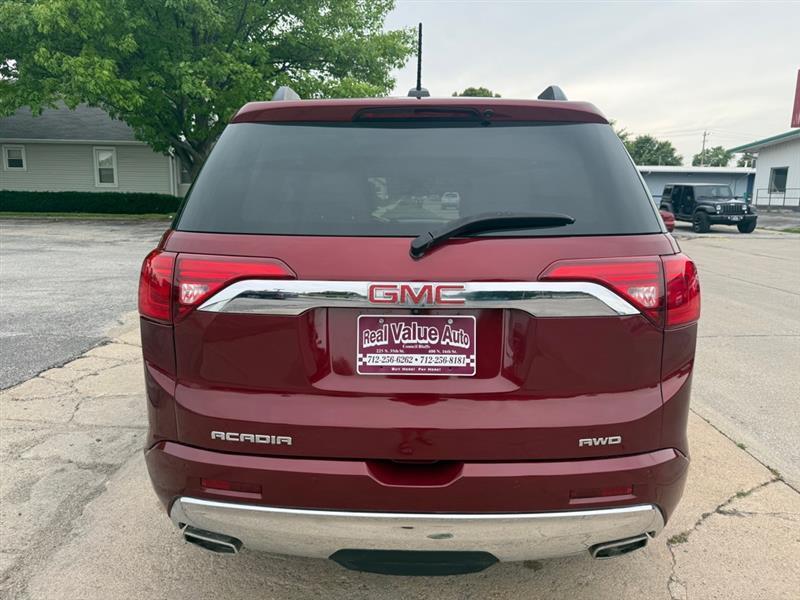 GMC Acadia Denali AWD 2017