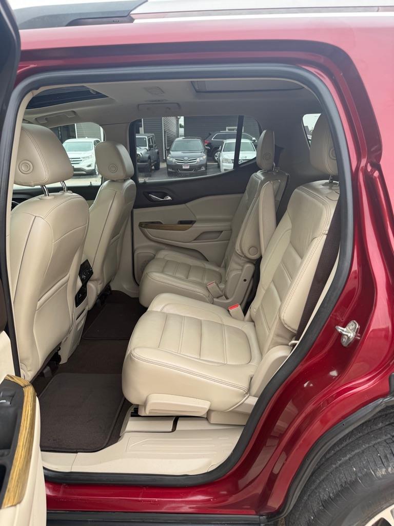 GMC Acadia Denali AWD 2017