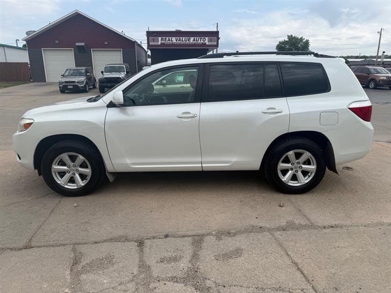 Toyota Highlander Base 4WD 2008
