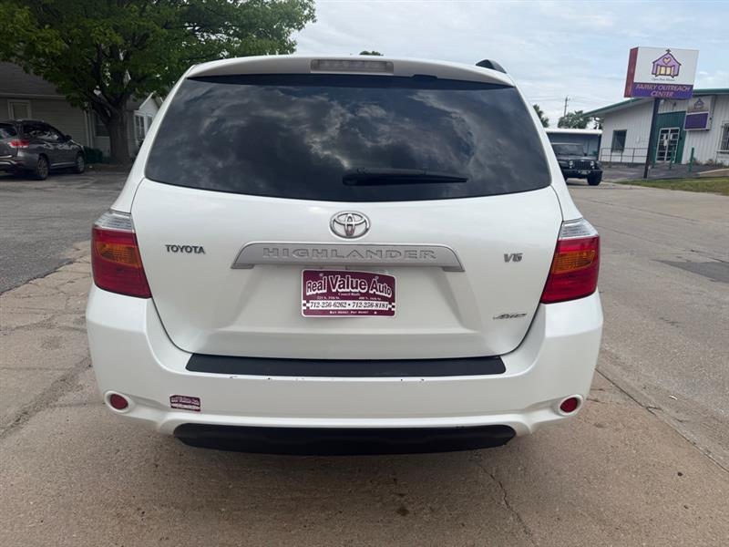 Toyota Highlander Base 4WD 2008
