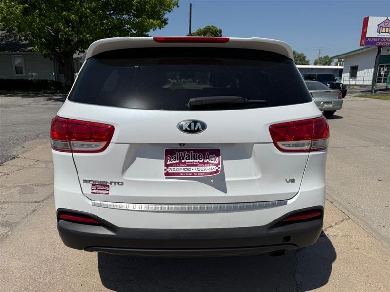 Kia Sorento LX V6 AWD 2016