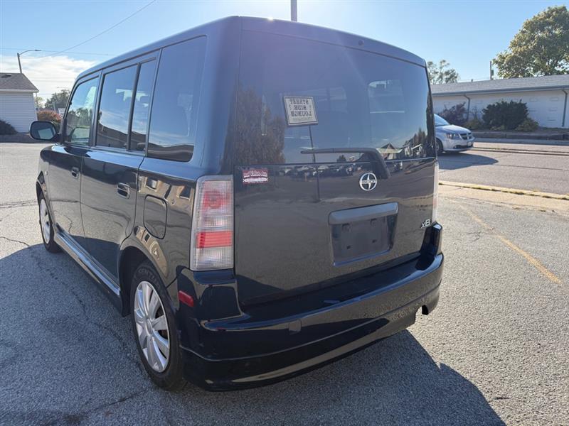 Scion xB Wagon 2005