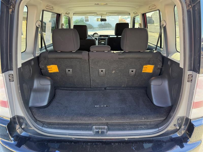 Scion xB Wagon 2005