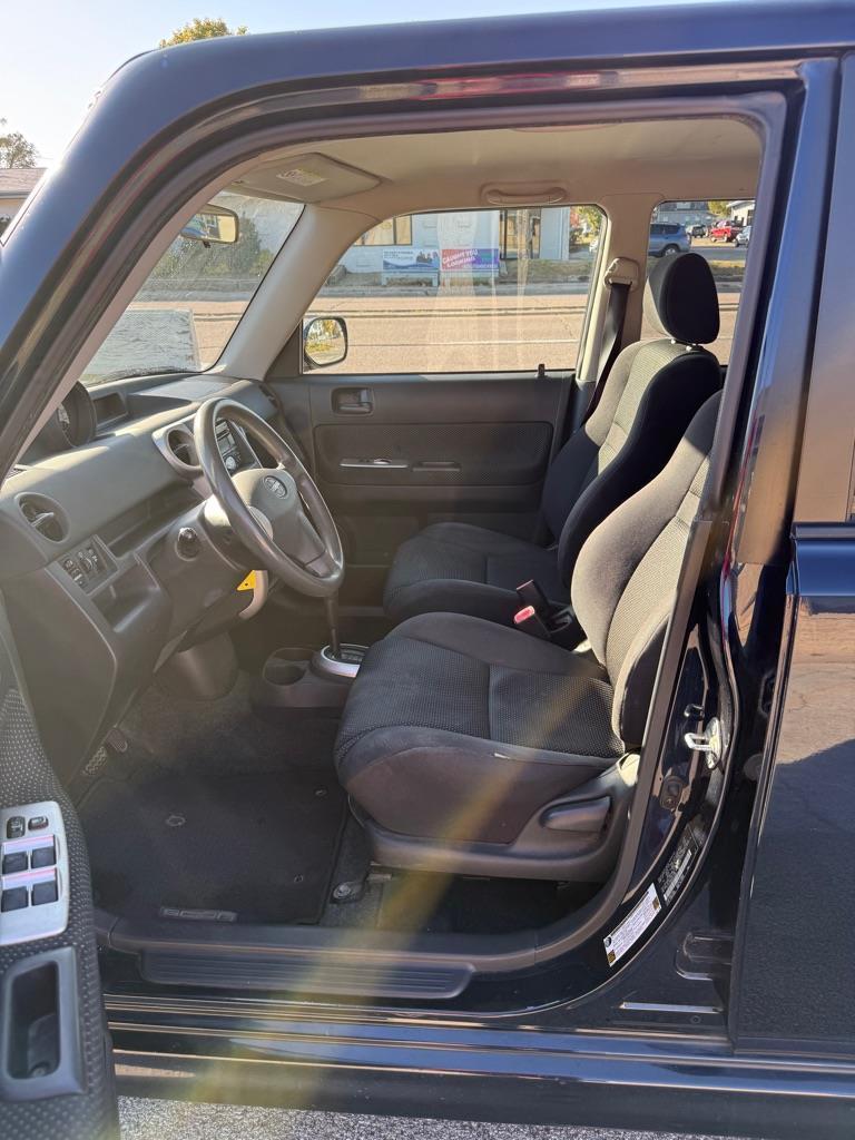 Scion xB Wagon 2005