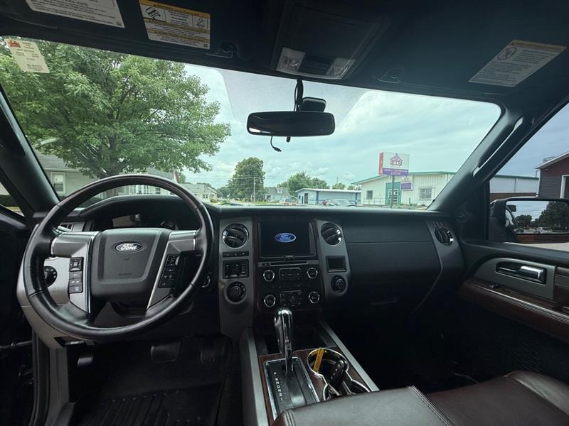 Ford Expedition Platinum 4WD 2015