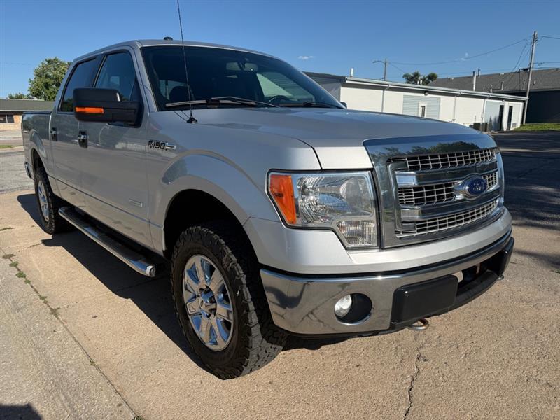 Ford F-150 XL SuperCrew 5.5-ft. Bed 4WD 2013