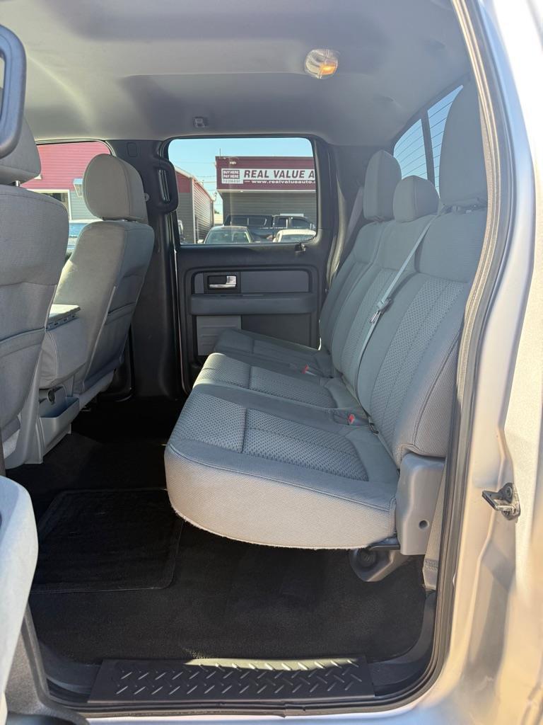 Ford F-150 XL SuperCrew 5.5-ft. Bed 4WD 2013