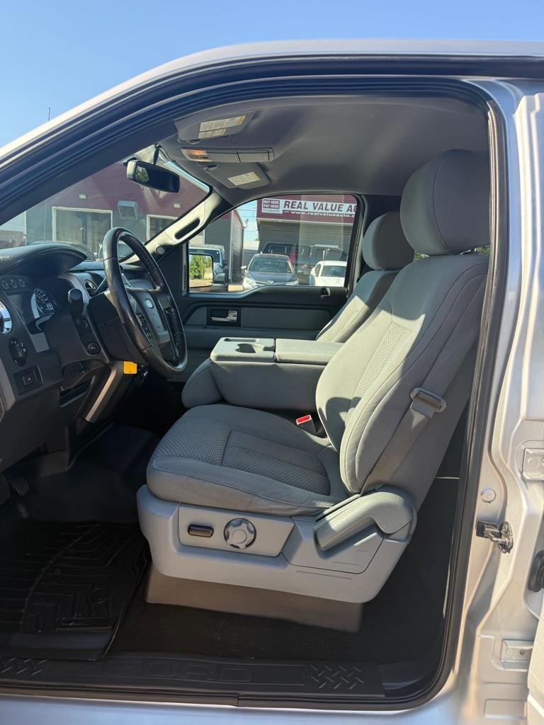 Ford F-150 XL SuperCrew 5.5-ft. Bed 4WD 2013