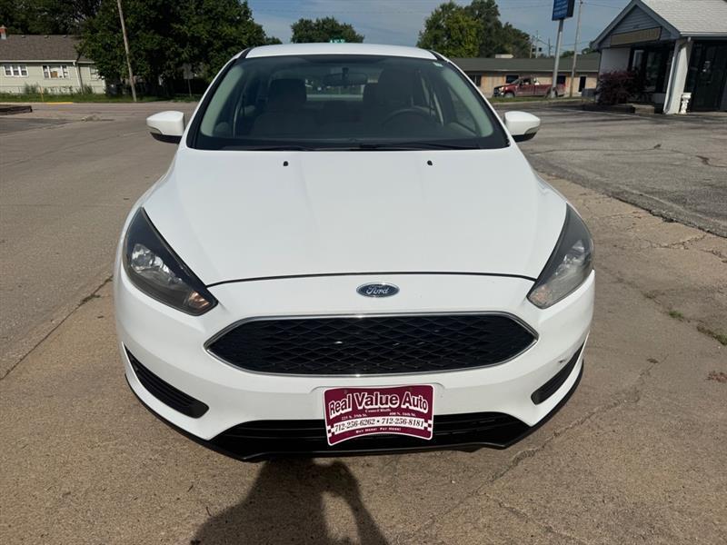 Ford Focus SE Sedan 2016