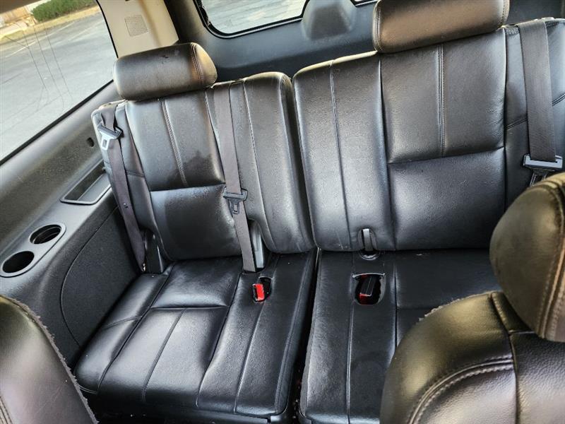 GMC Yukon XL SLT-2 1/2 Ton 4WD 2008