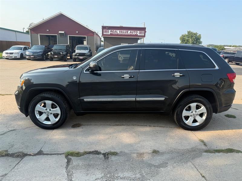 Jeep Grand Cherokee Laredo 4WD 2011