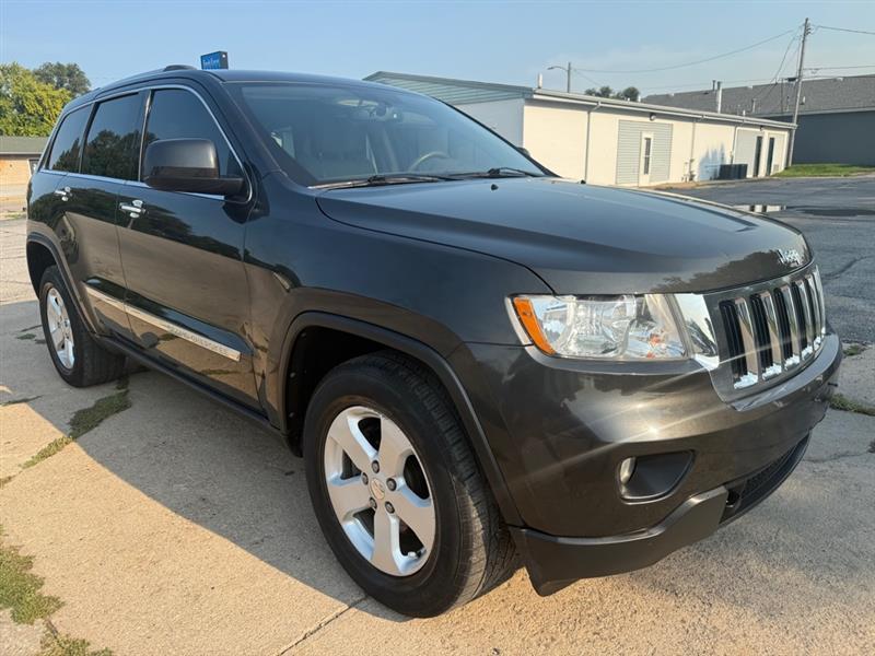Jeep Grand Cherokee Laredo 4WD 2011