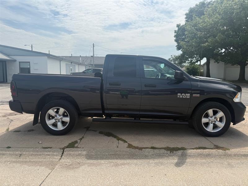 RAM 1500 Tradesman Quad Cab 4WD 2013