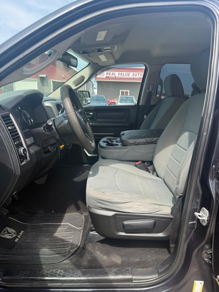 RAM 1500 Tradesman Quad Cab 4WD 2013