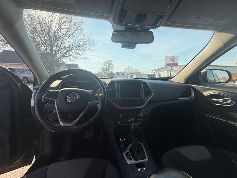 Jeep Cherokee Latitude 4WD 2014