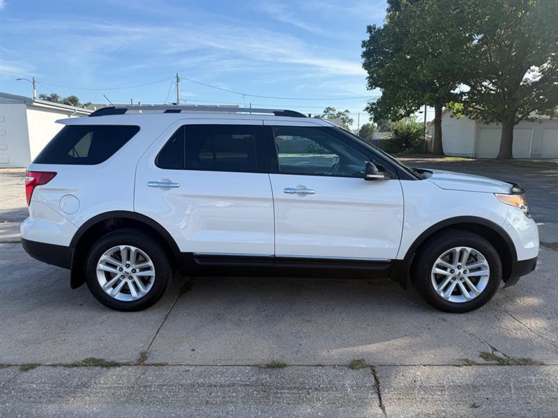 Ford Explorer XLT 4WD 2013