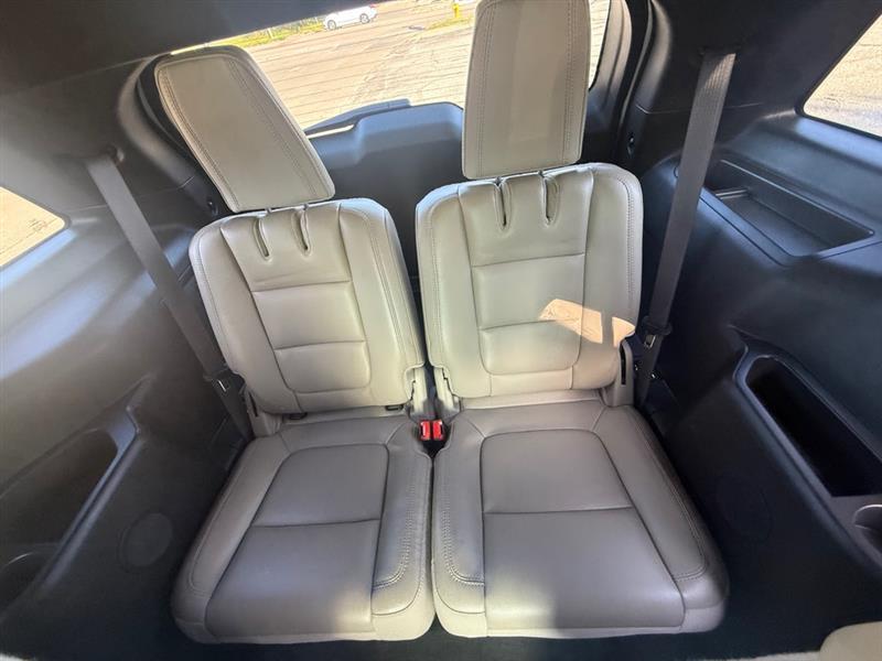 Ford Explorer XLT 4WD 2013