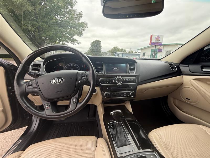 Kia Cadenza Premium 2015