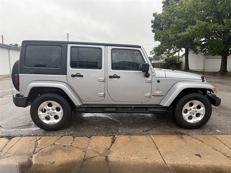 Jeep Wrangler Unlimited Sahara 4WD 2014