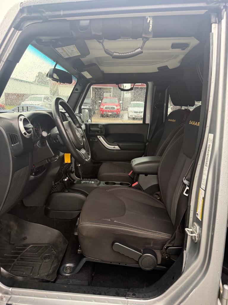 Jeep Wrangler Unlimited Sahara 4WD 2014