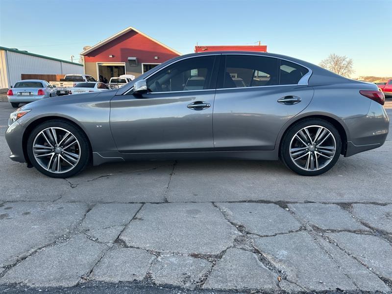 Infiniti Q50 Premium AWD 2014
