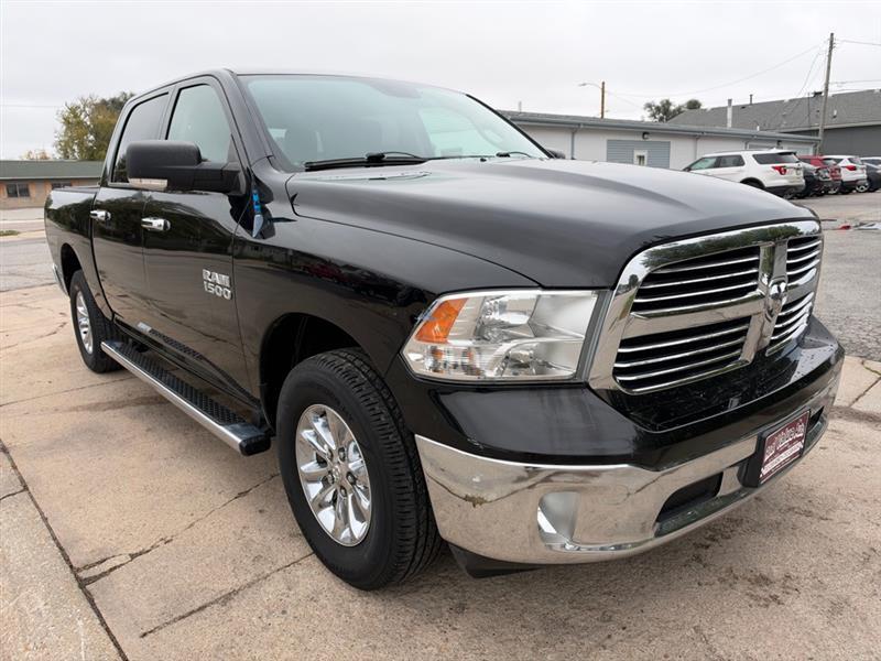 RAM 1500 SLT Crew Cab SWB 4WD 2013