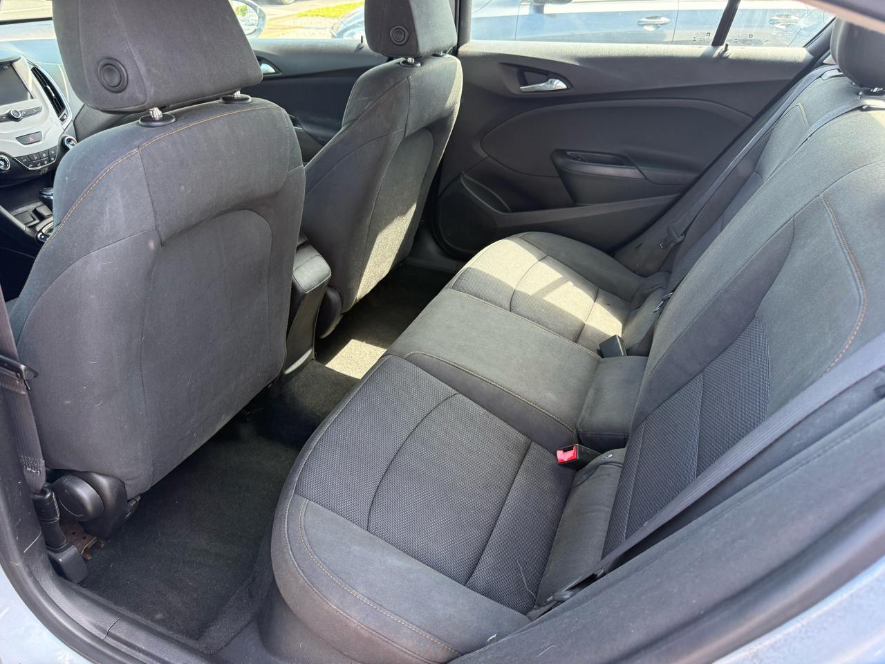 Chevrolet Cruze LS Auto 2017