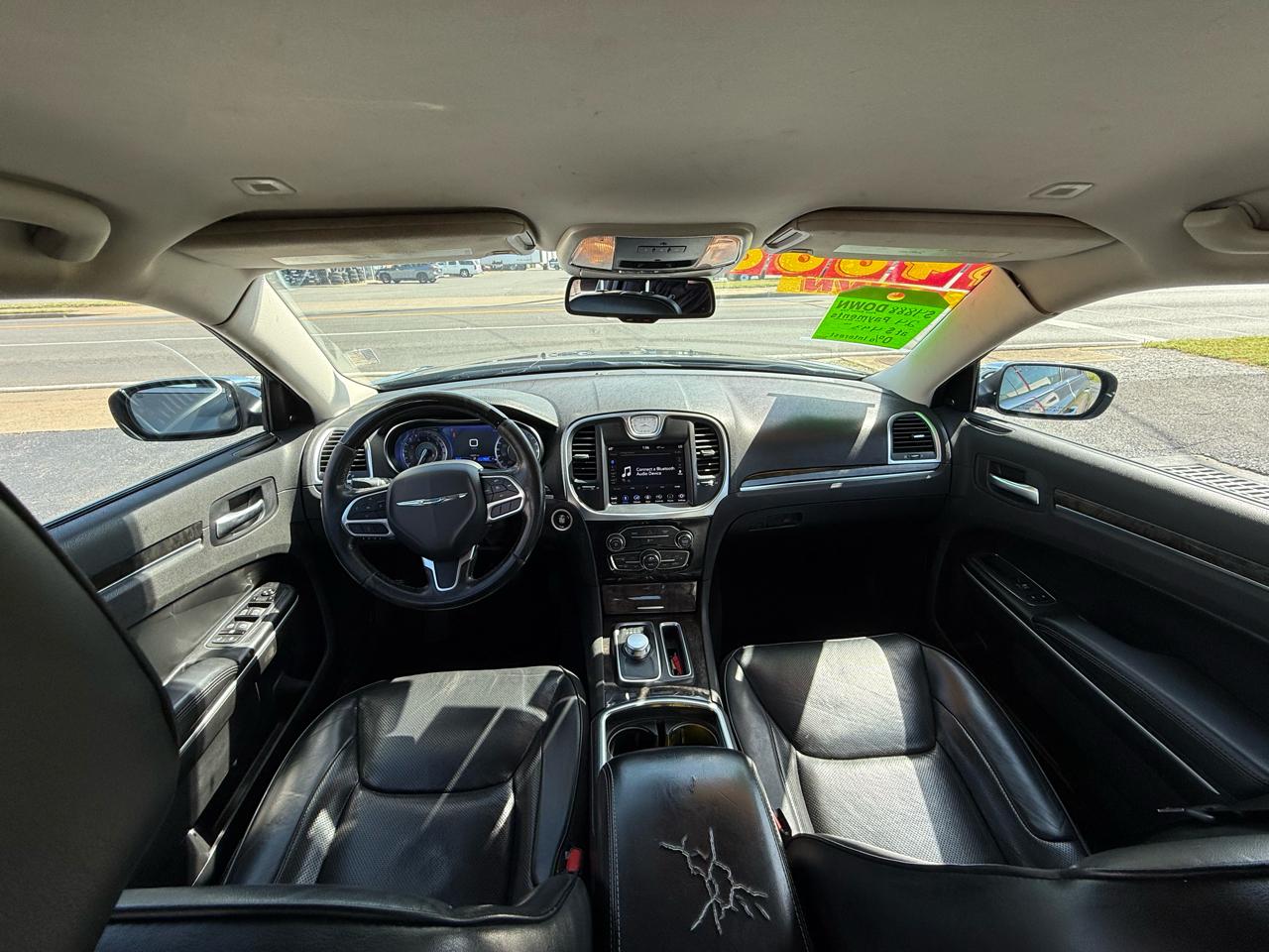 Chrysler 300 Limited RWD 2019