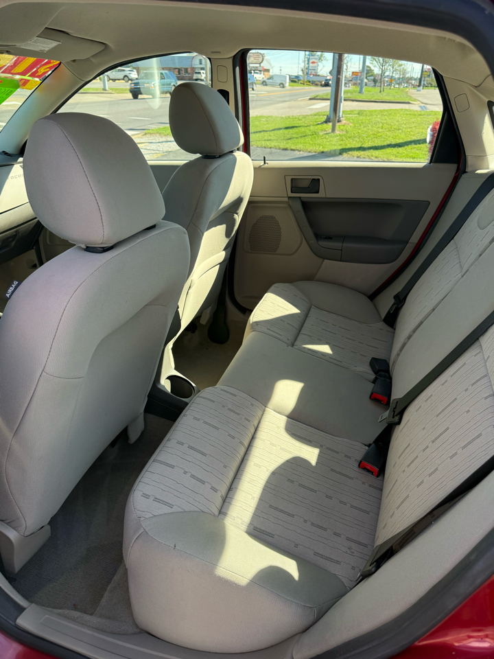 Ford Focus SE Sedan 2009 Ford Focus SE Sedan 2009