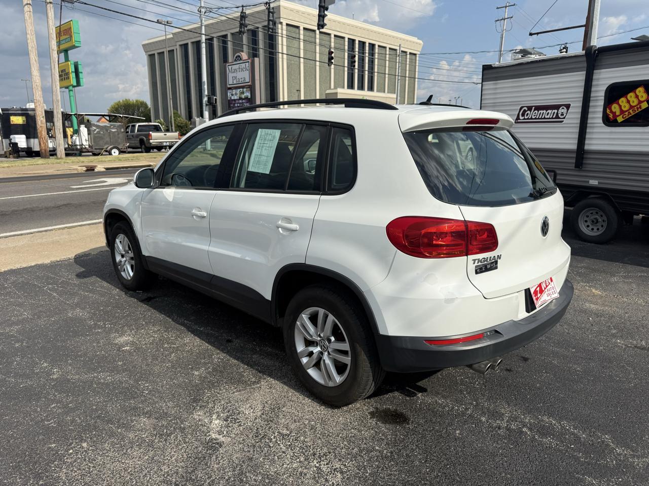 Volkswagen Tiguan SE 2016