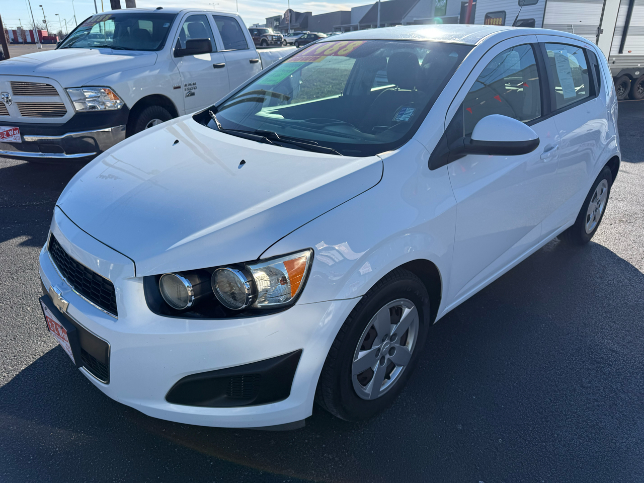 Chevrolet Sonic LS Auto 5-Door 2013