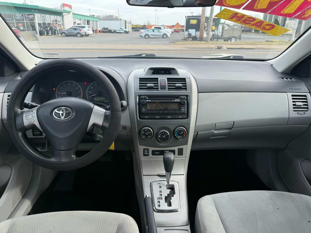 Toyota Corolla 4dr Sedan LE Auto 2012