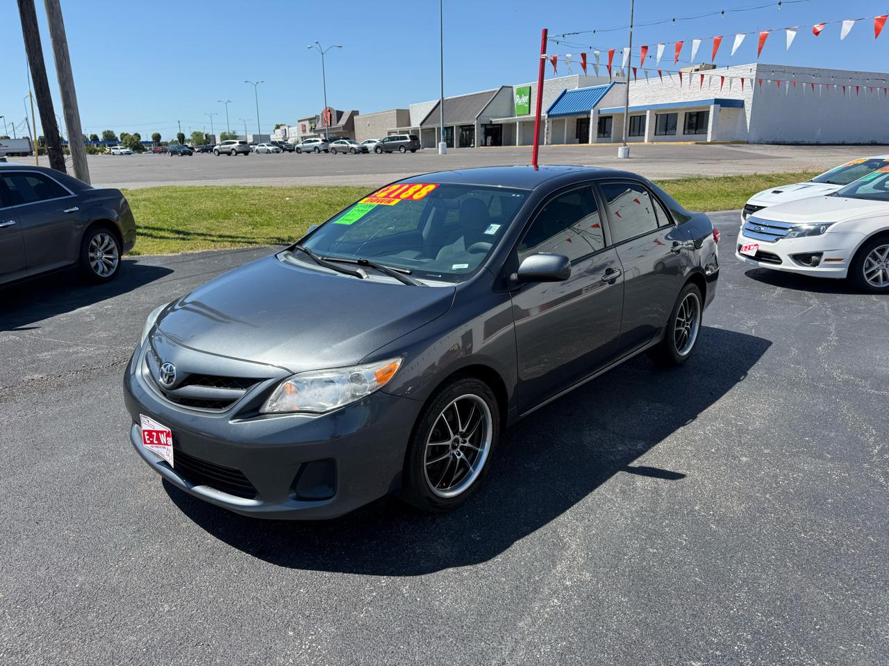 Toyota Corolla 4dr Sedan LE Auto 2012